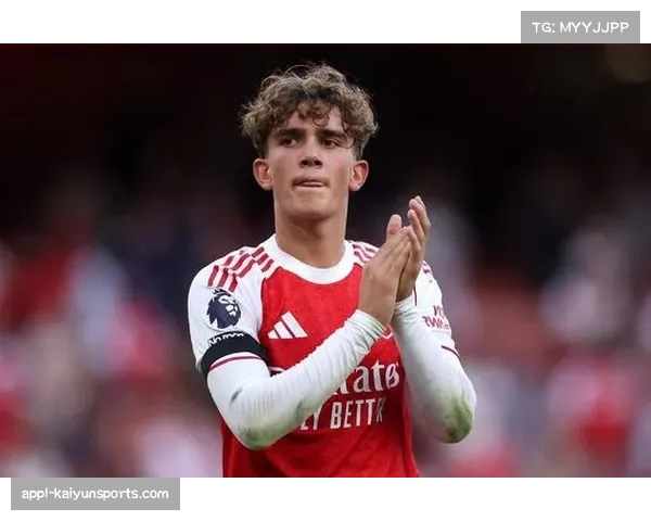 15岁道曼欧冠首秀，阿森纳小将成史上最年轻出场
