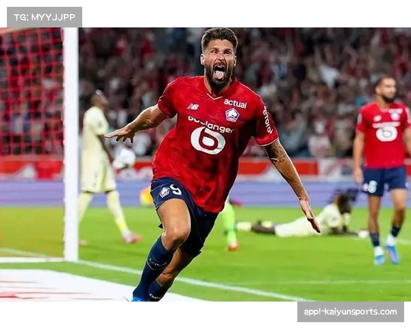 39岁吉鲁法甲梅开二度，刷新最年长双响纪录