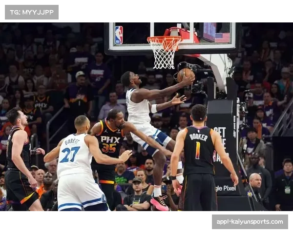 76人前三节领先24分,勇士末节狂轰32分反扑 76人前三节领先24分,勇士末节狂轰32分反扑