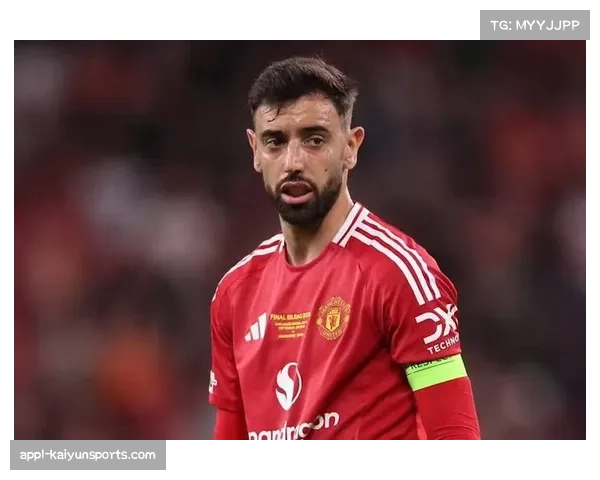 B费曼联生涯关键时刻:从质疑到核心的转型之路 B费曼联生涯关键时刻:从质疑到核心的转型之路